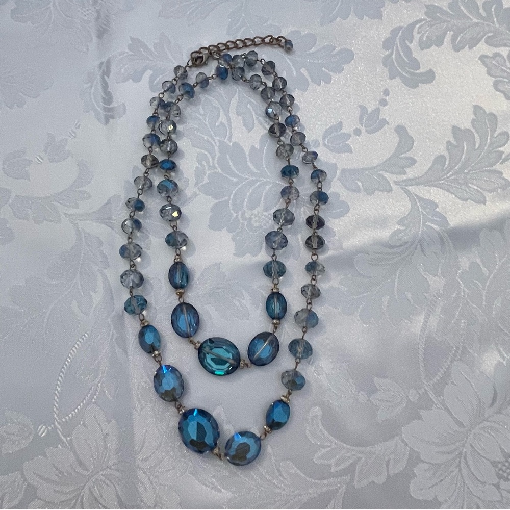 Elegant Blue Beaded Necklace